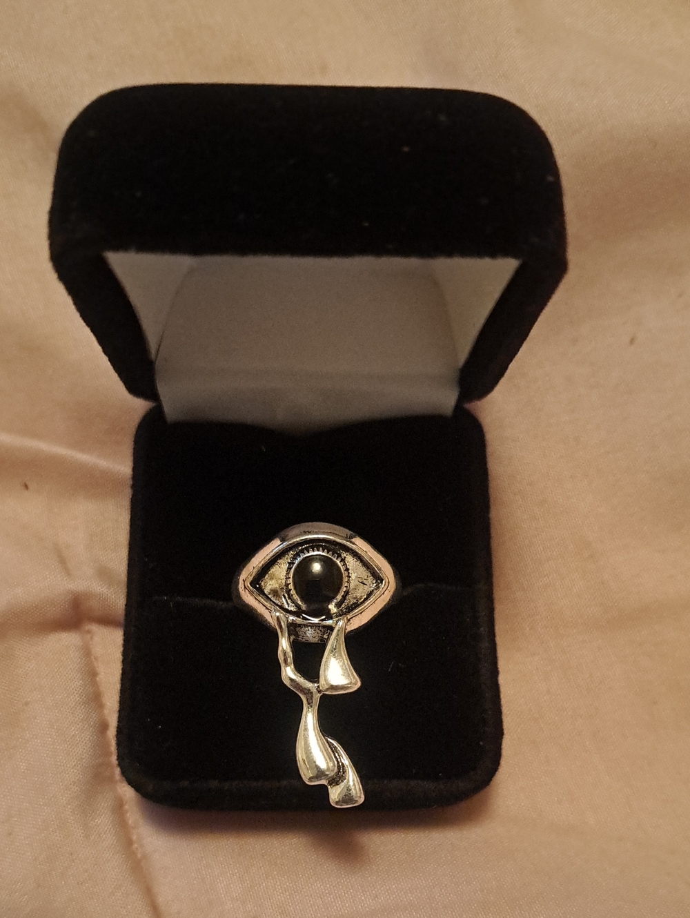 Silver Eye-Design Ring with Black Accent